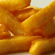 Ilustración para el artículo titulado El truco para recalentar las patatas fritas del día anterior y que luzcan como recién salidas de la freidora